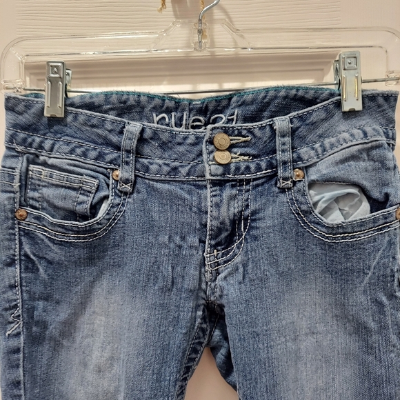 Rue 21 low rise skinny jeans Size  0 reg - Picture 2 of 11